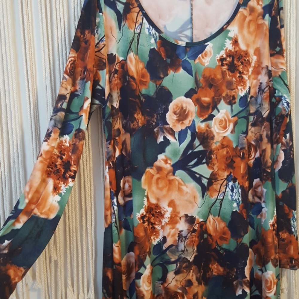 Gorgeous maxi dress